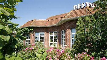 Hotel Weide Satow Exteriör bild